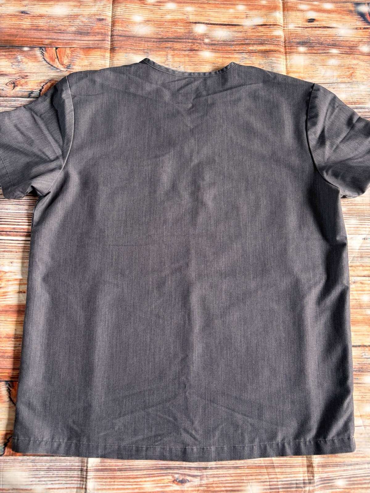 Figs Scrubs Men’s Leon Graphite Top Size Large