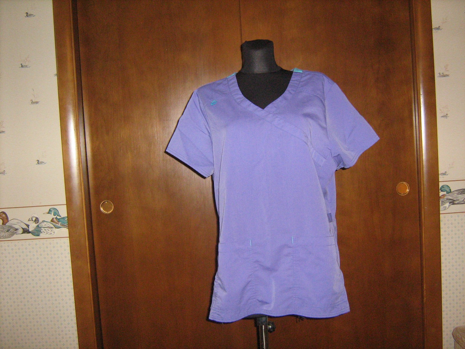 SCRUBSTAR Lavender Woman’s SCRUB TOP L short sleeves deep pockets