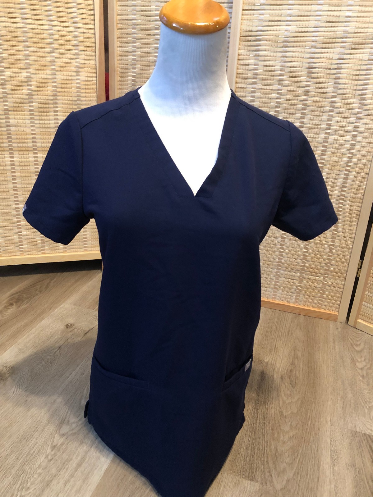 FIGS Nursing Scrubs Scrub Top V-Neck Dark Blue PO#1683 XXS 2XS 343 V-Neck