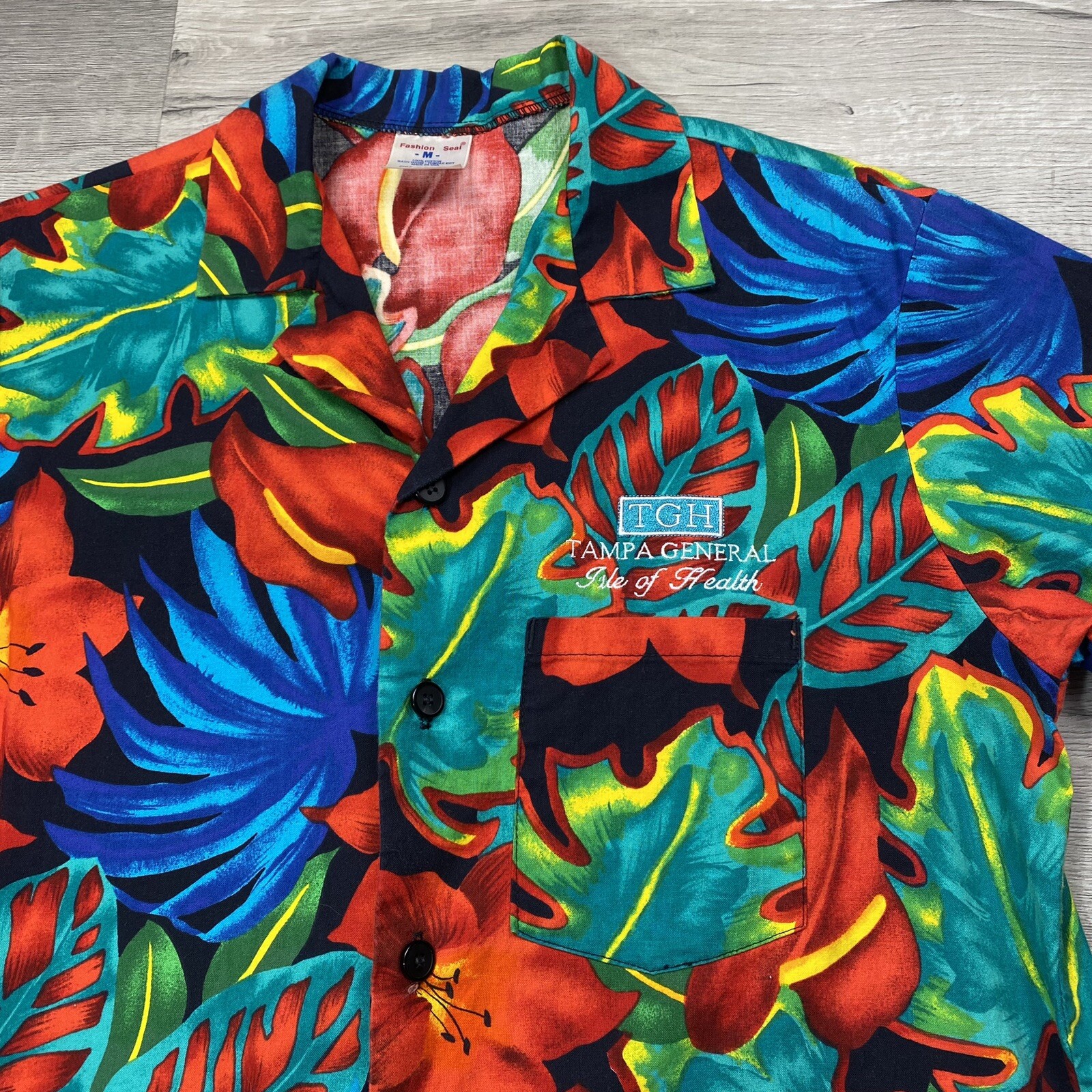 Vintage FASHION SEAL Floral Hawaiian Aloha Short Sleeve Scrub Top Made in USA