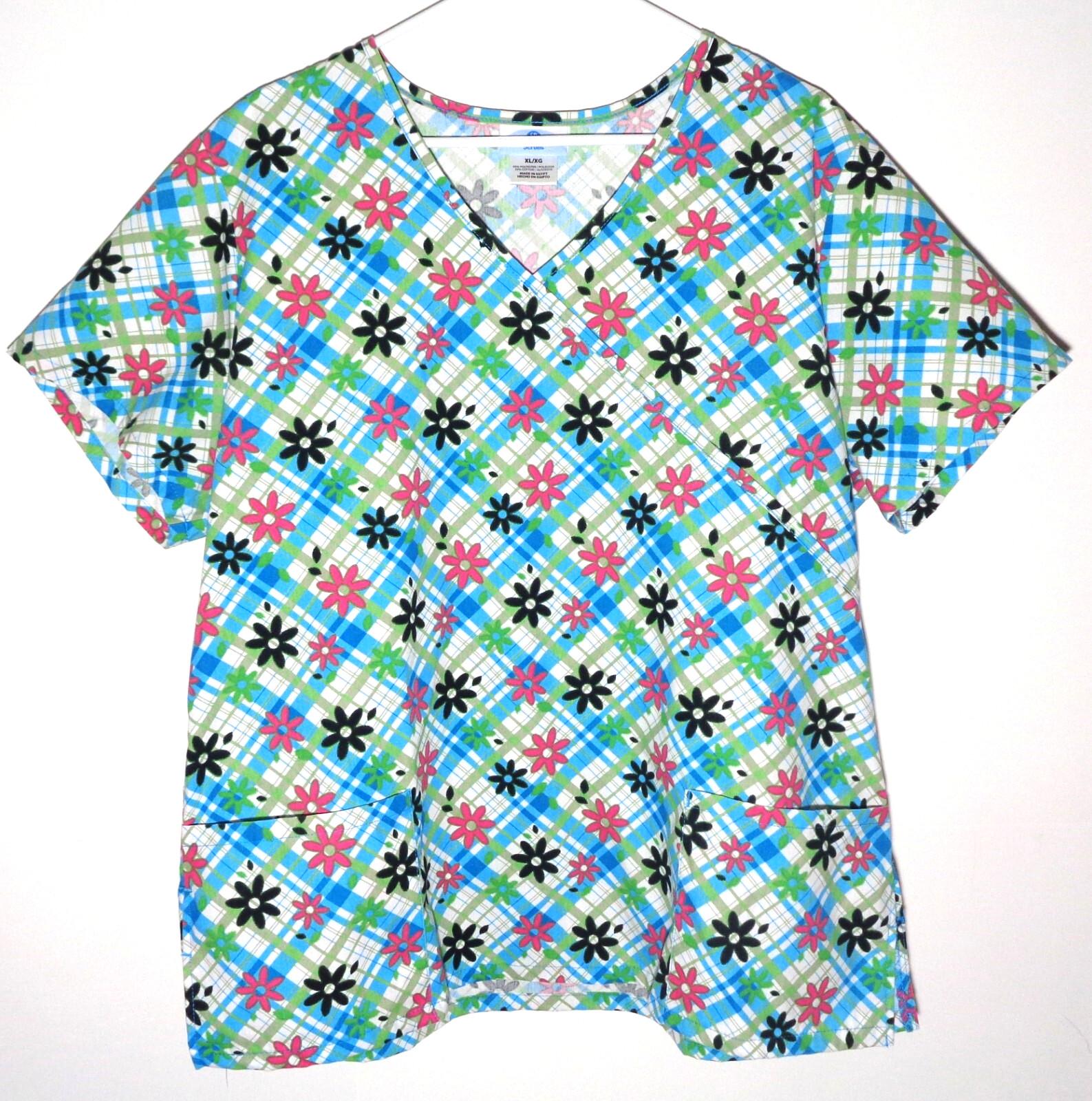 Women’s, Blue/Green/White Plaid Scrub Top w/Pink & Black Flowers- Size XL