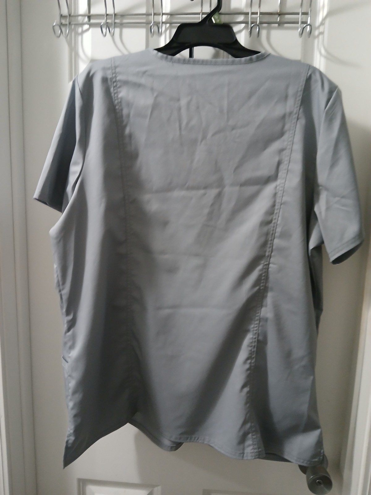 Cherokee Gray Solid V-Neck Short Sleeve Medical Scrub Top, Unisex