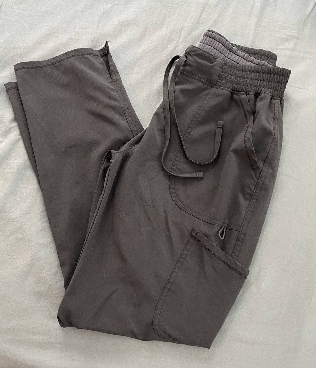 Women’s Scrubstar Scrub Lot 4pc Pewter Dark Grey XS, 2 Scrub Tops, Pants, Jacket