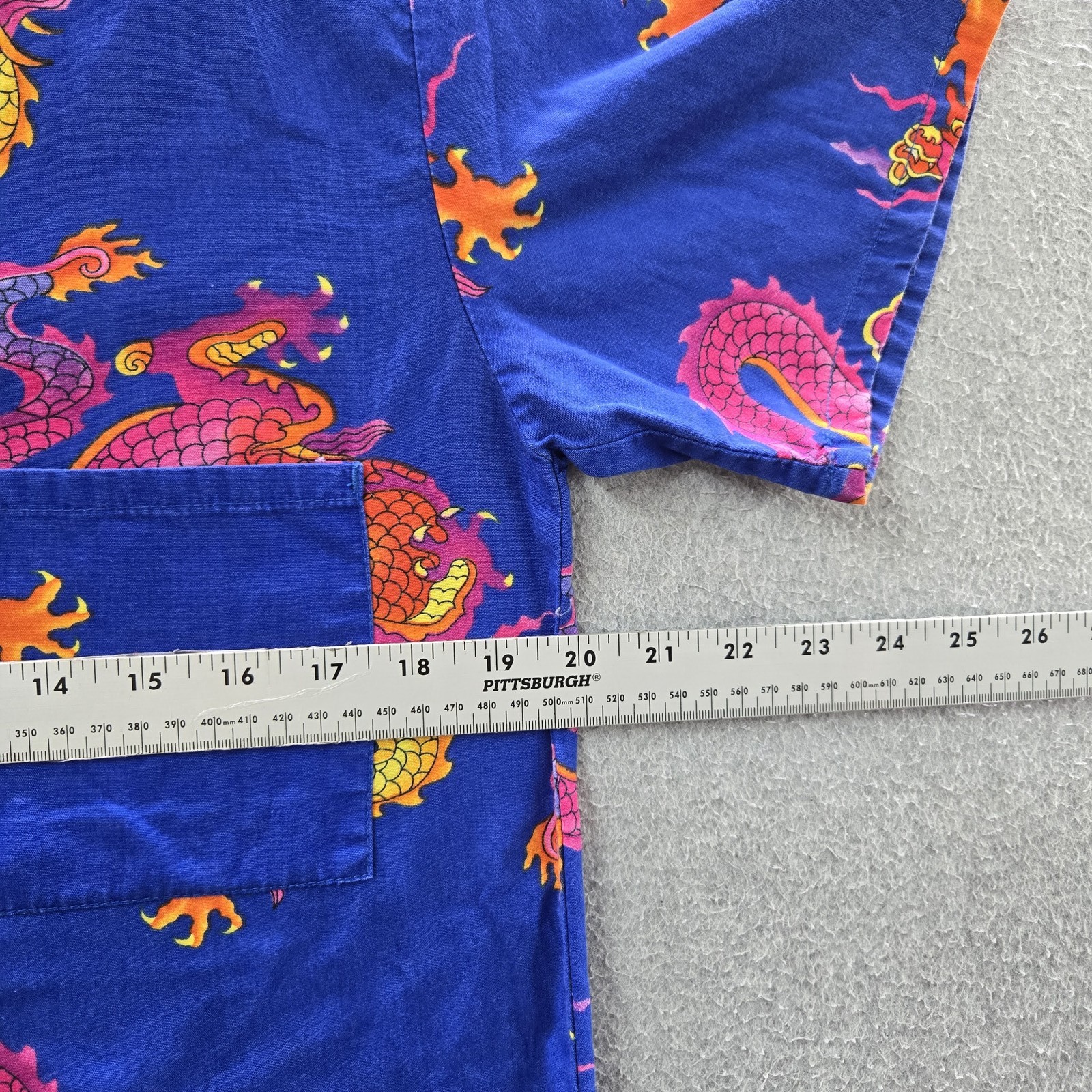 Fashion Scrubs Women Scrub Top XS Blue Graphic Dragon Print