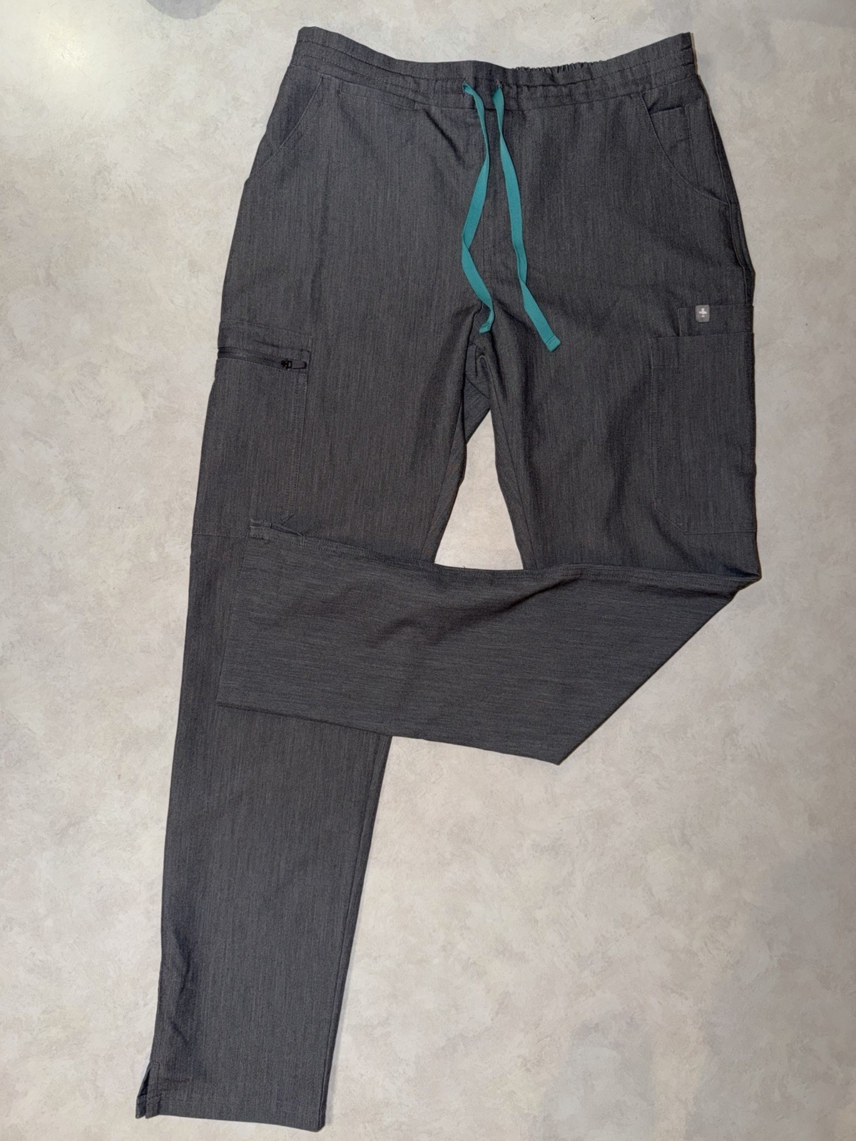 FIGS Technical Yola Skinny Scrub Pants Gray Women’s Size Small #TW2000R EUC