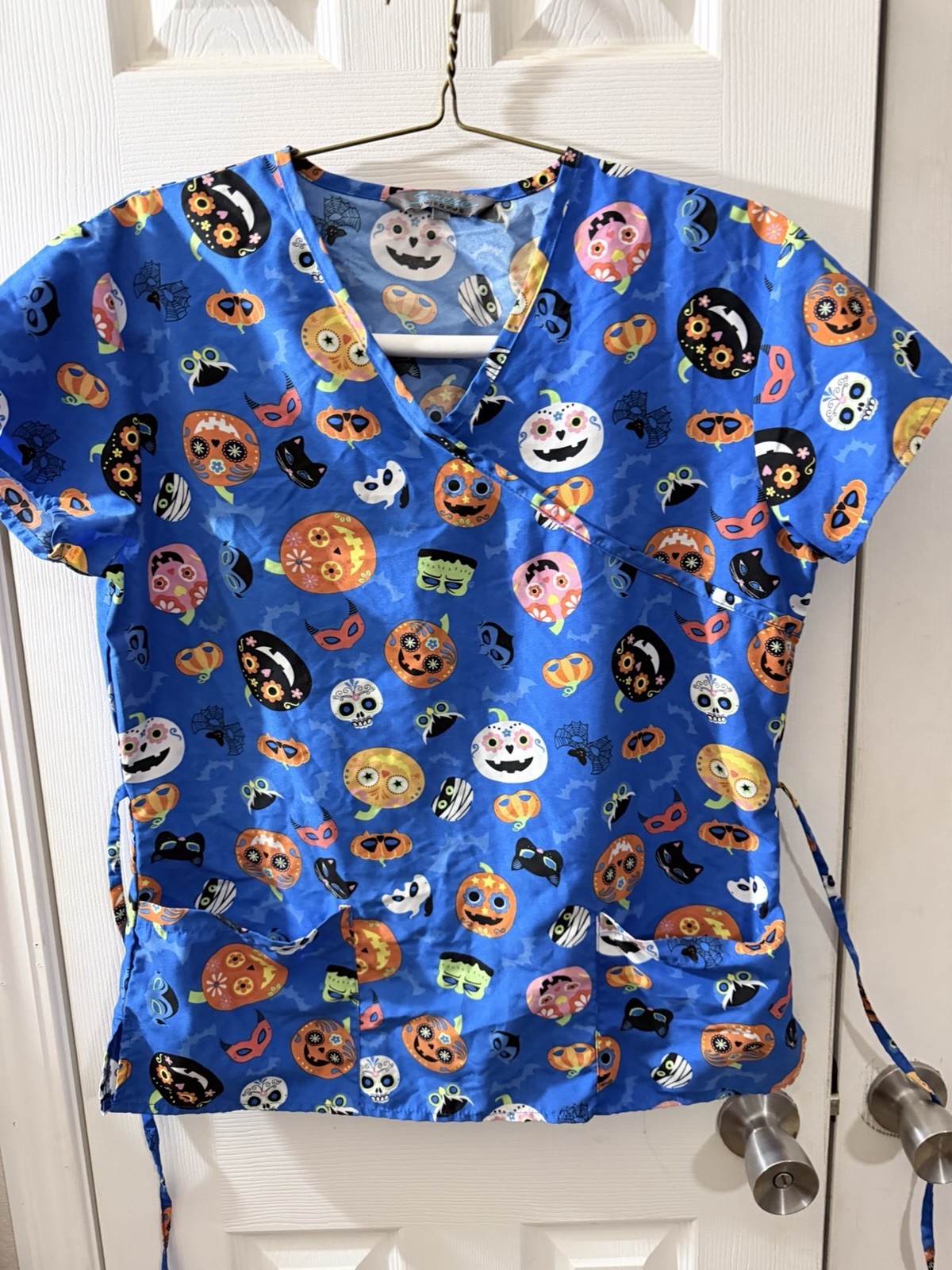 Serene Scrub Top Size Medium Blue Halloween Frankenstein Theme
