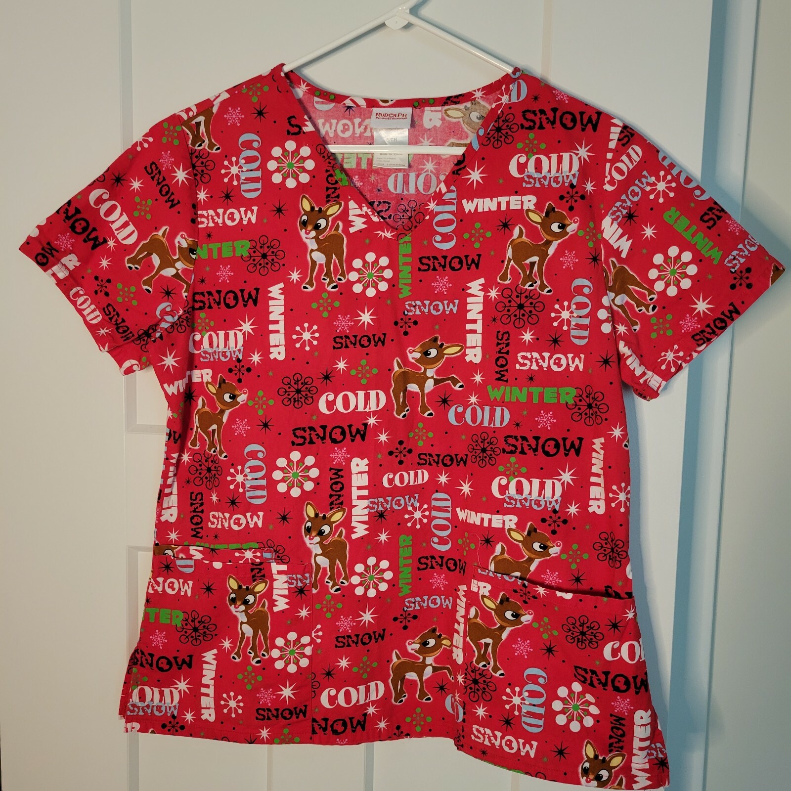 Rudolph The Red Nosed Reindeer Red 100% Cotton Holiday Scrub Top Size S VGC