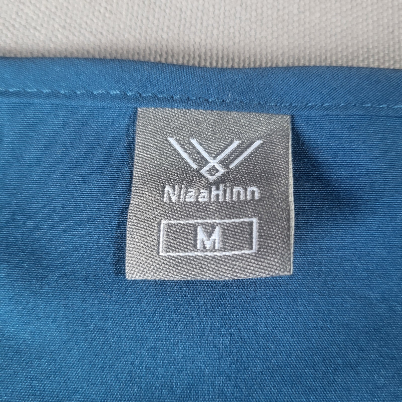 NizaHinn Blue Medical Scrub Top M V-Neck Short Sleeve This Nurse Loves Her Colts