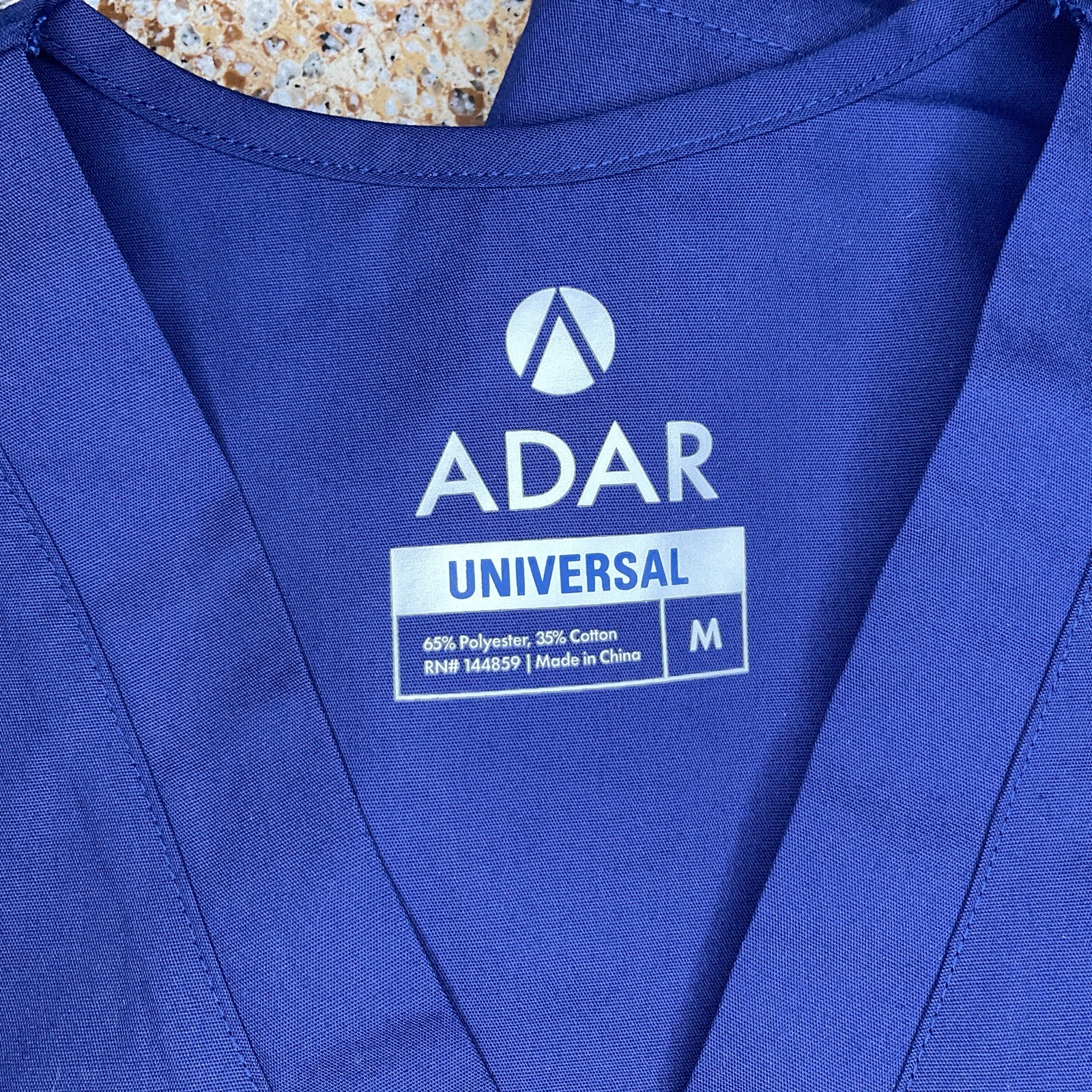 Adar Universal Men’s V-Neck Front Pockets Navy Blue Scrub Top M