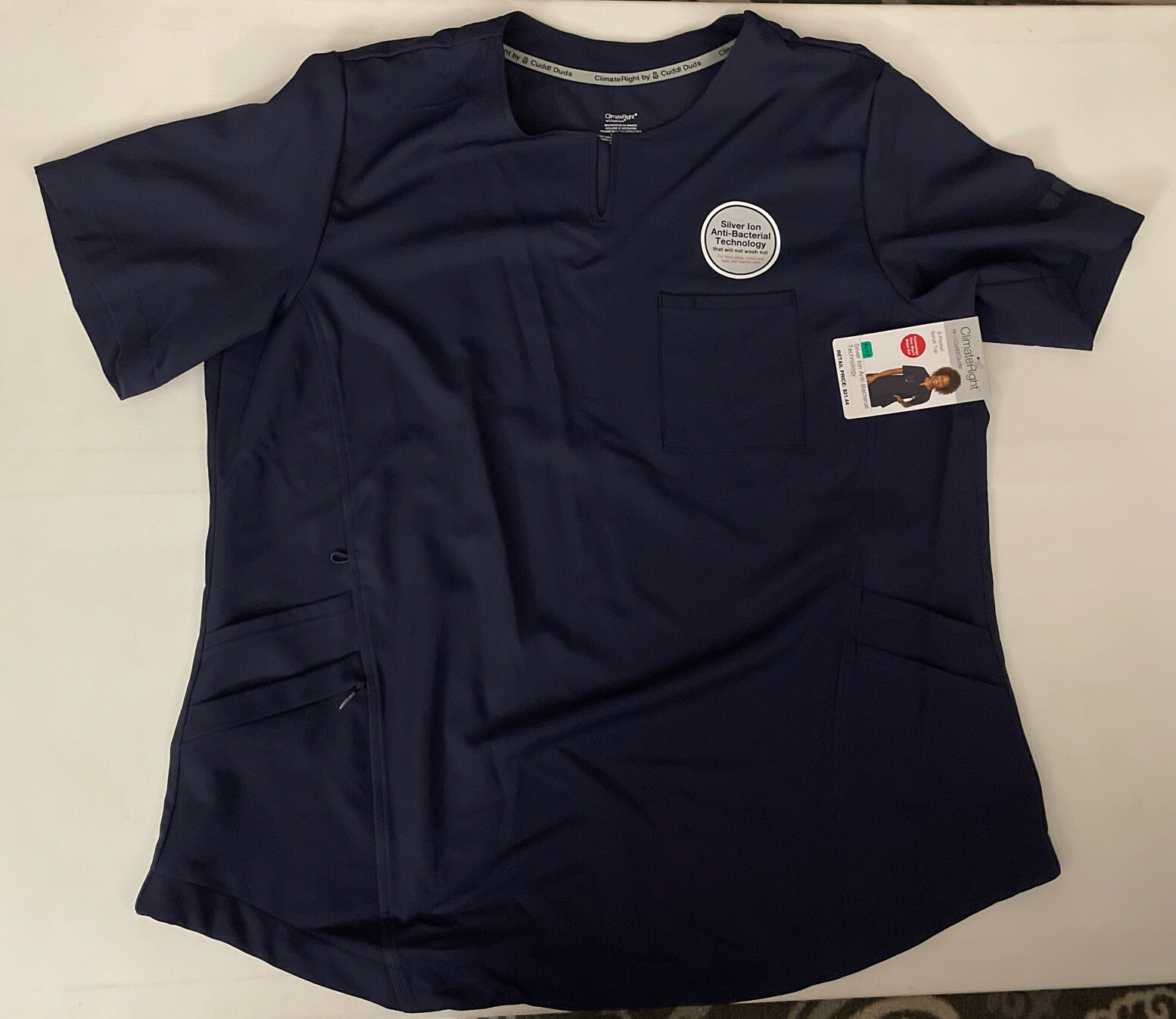 ClimateRight by Cuddl Duds Modern Fit Short Sleeve 6- Pocket Scrub Top XL