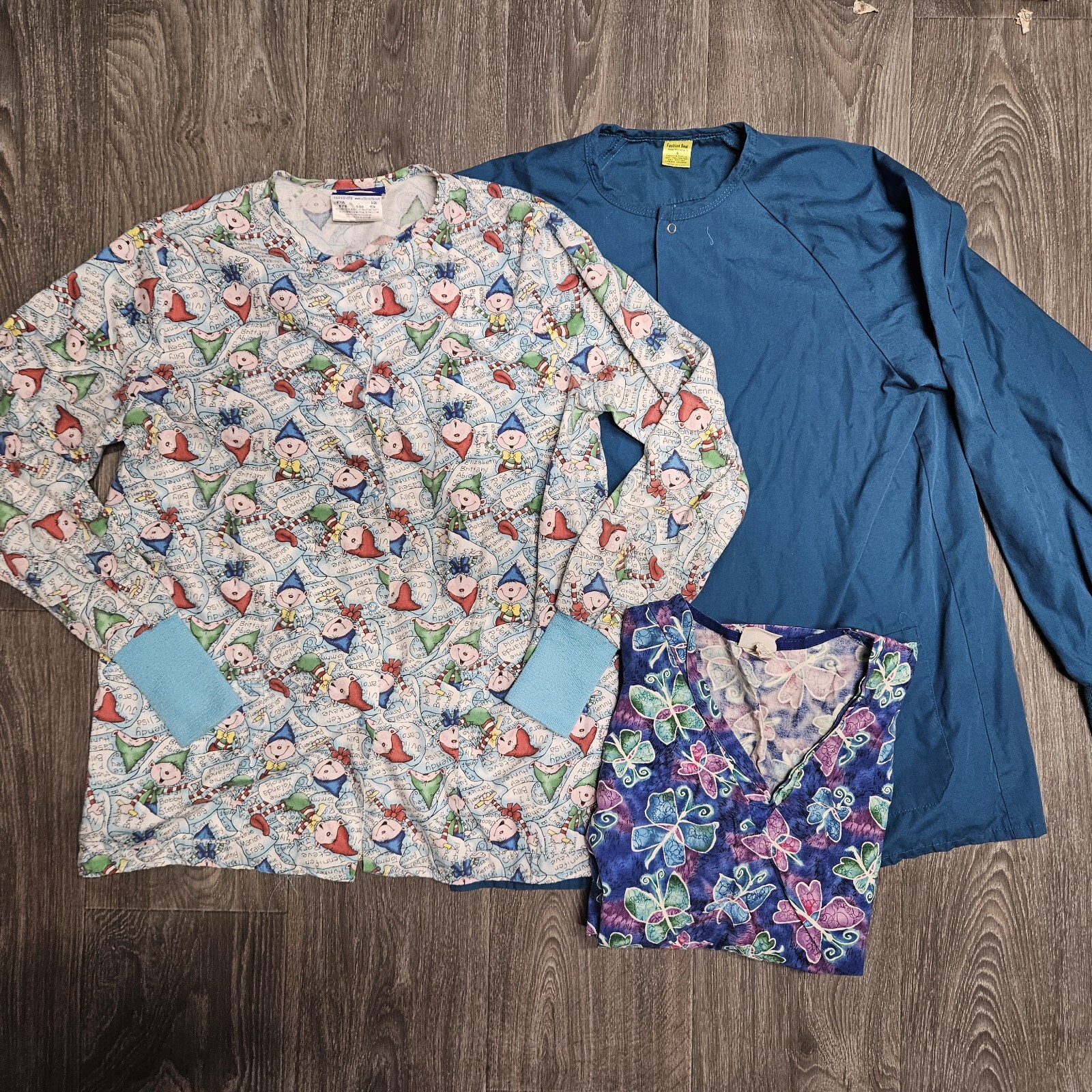 Scrub Top Lot 2 Long Sleeve Small 1 Short Sleeve Medium Holiday Elves Butterfly