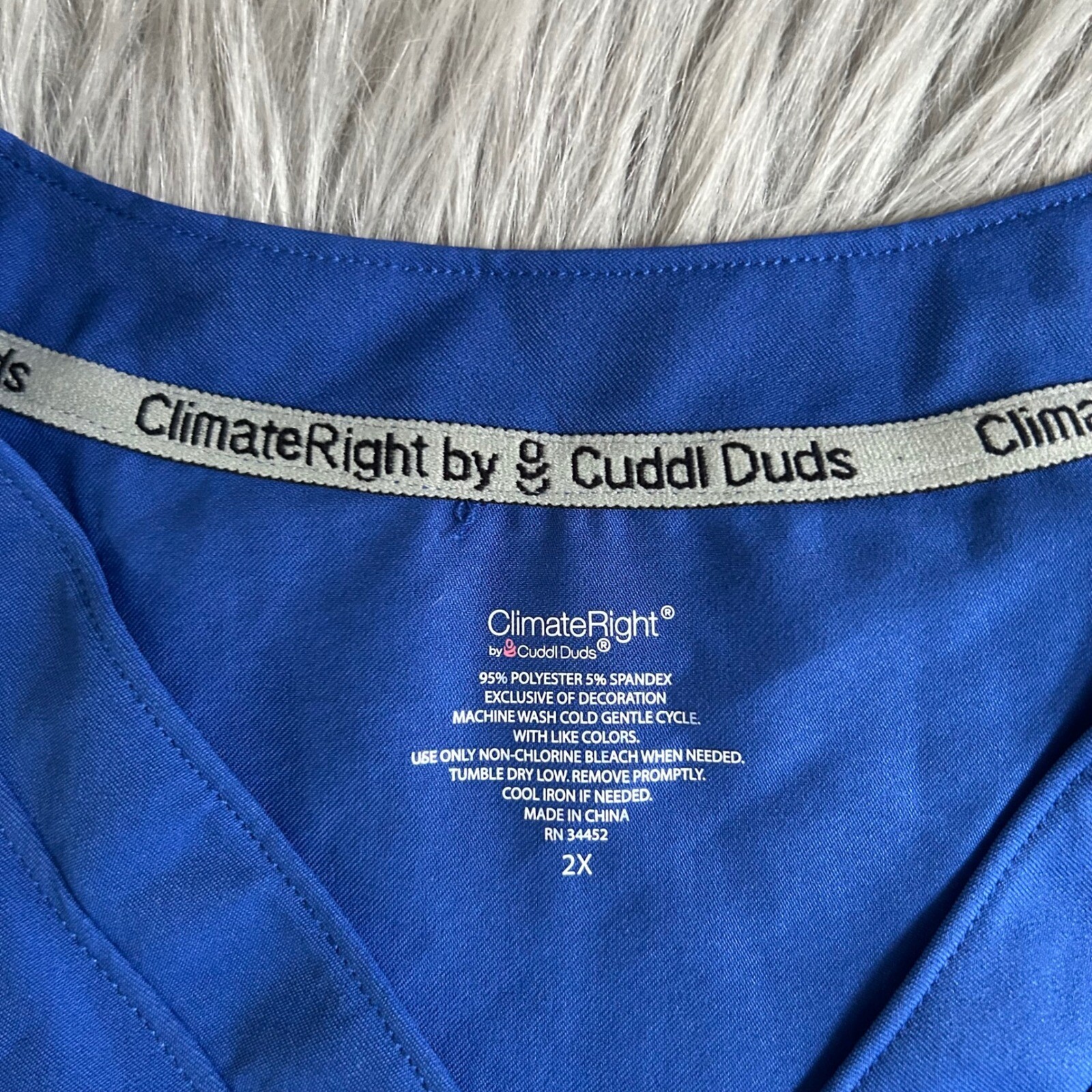 ClimateRight By Cuddl Duds Scrub Top Womens Size 2X Blue Short Sleeve Work Shirt