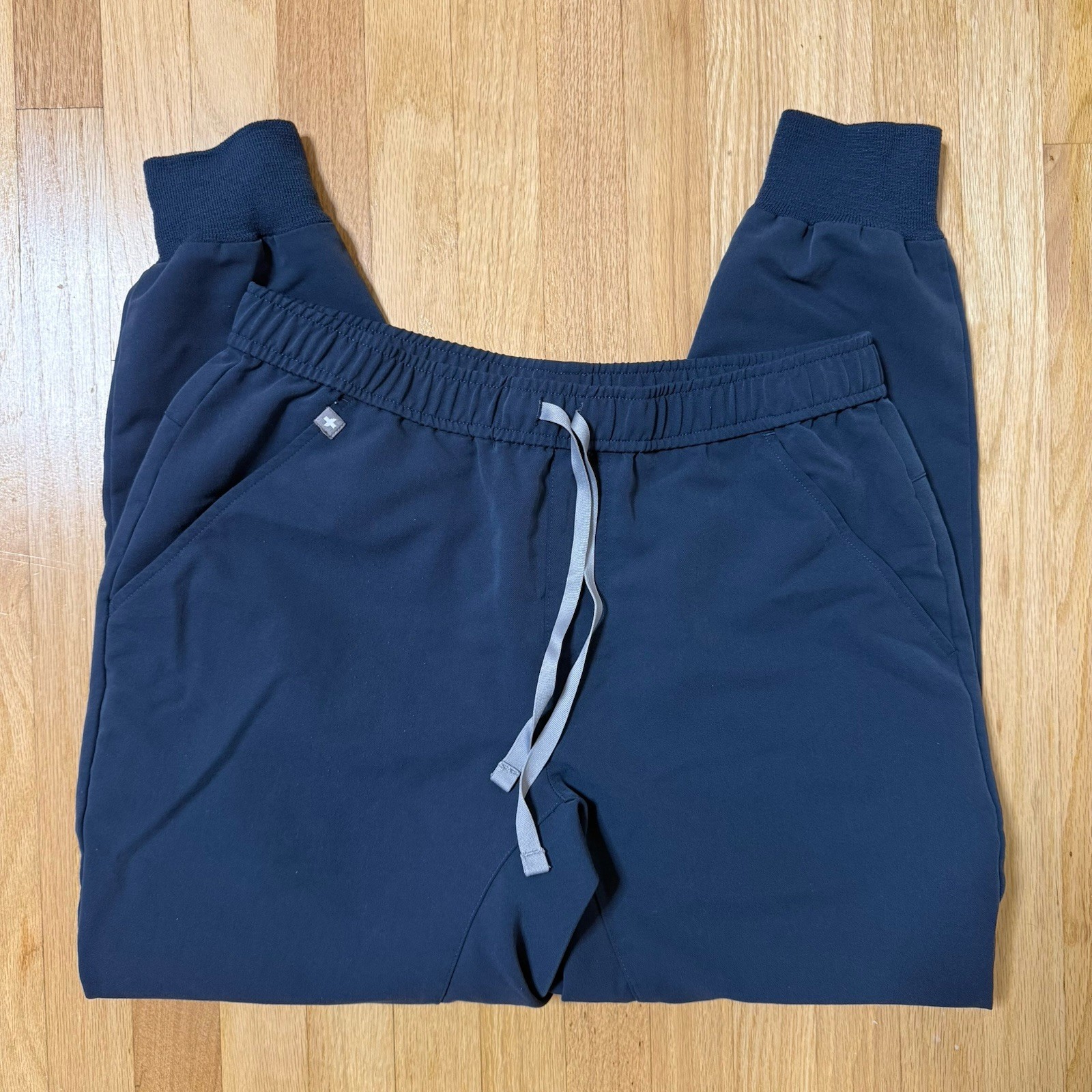 FIGS Tansen Jogger Scrub Pants Mens M Dark Harbor Medical Healthcare Drawstring