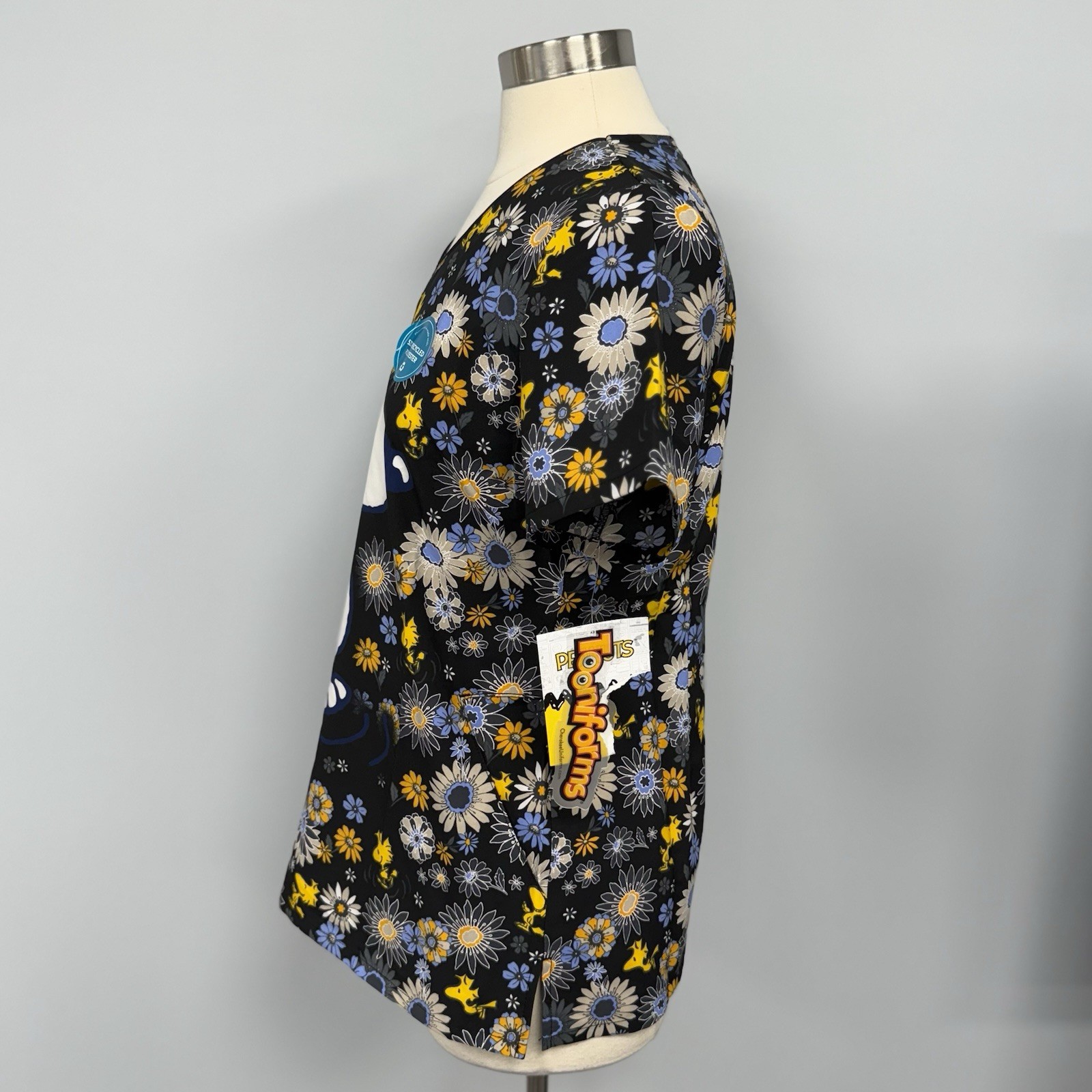NWT Peanuts Snoopy Scrub Top 2X Black Woodstock Scrubs Cherokee Tooniforms