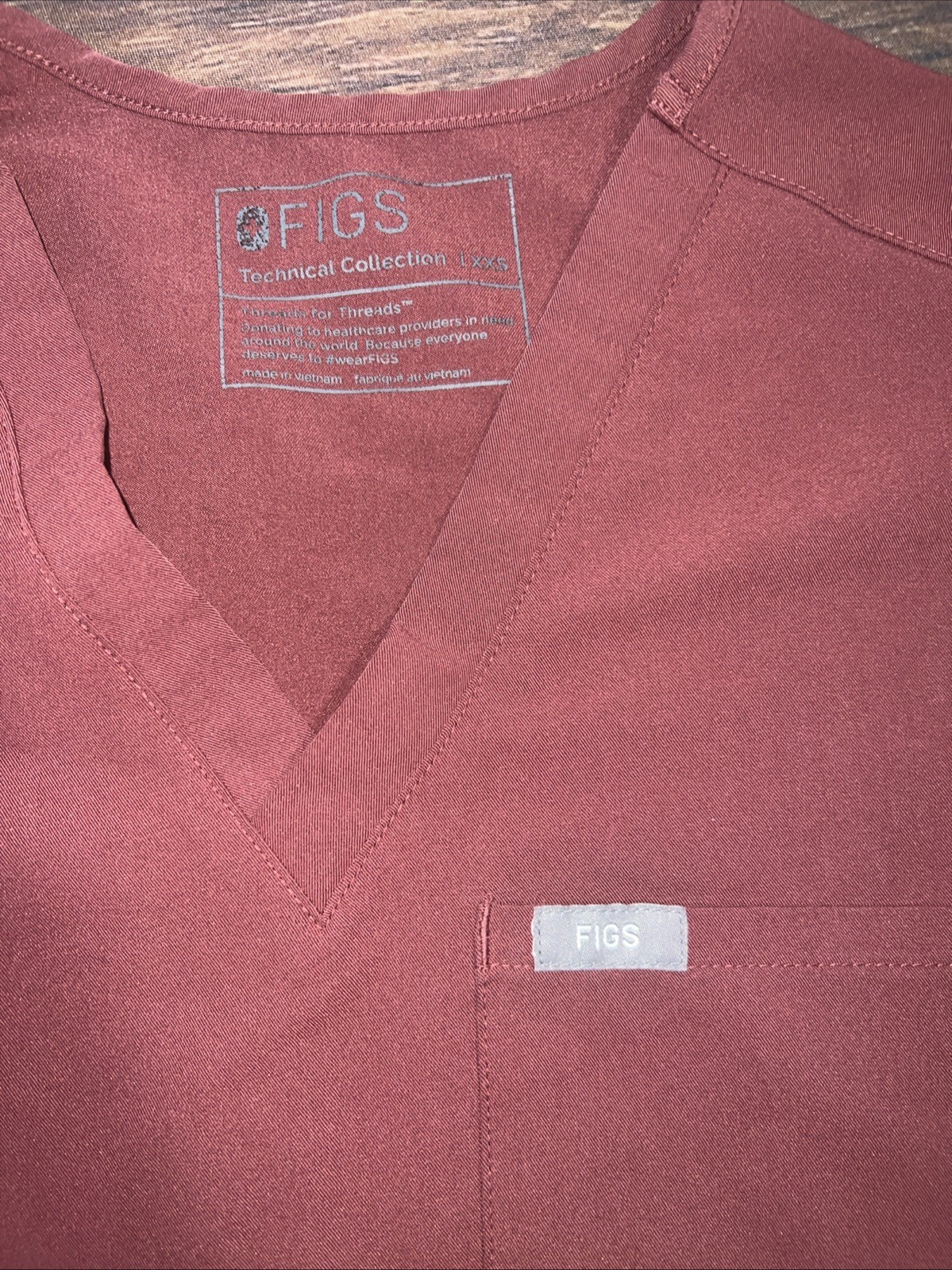 Figs Technical Collection Casma One Pocket Burgundy Scrub Top Size XXS