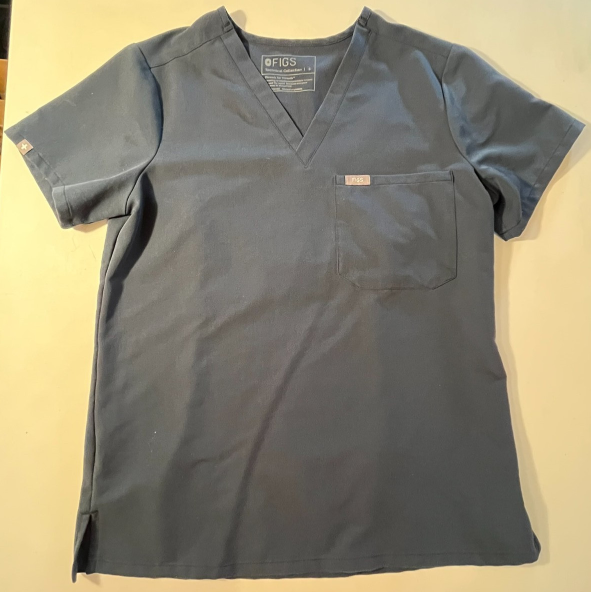 FIGS Technical Collection Scrub Set. Dark Harbor. Size Small. Top and bottoms.