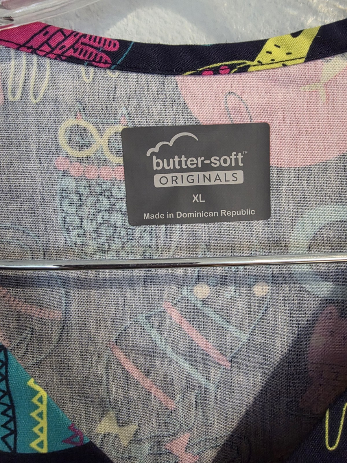 Womens Butter Soft Originals Scrub Top Fun Cat Themed XL