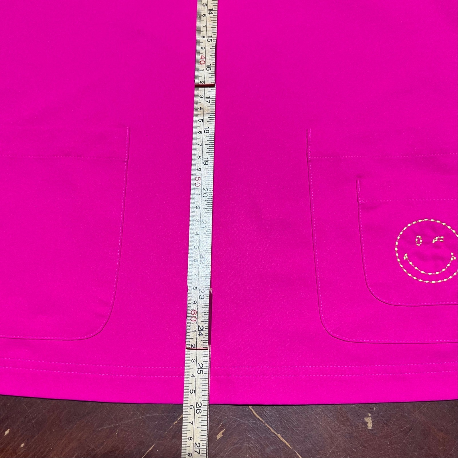 Koi x Smiley World Hot Pink Scrub Set V-Neck Top and Jogger Pants Womens Large