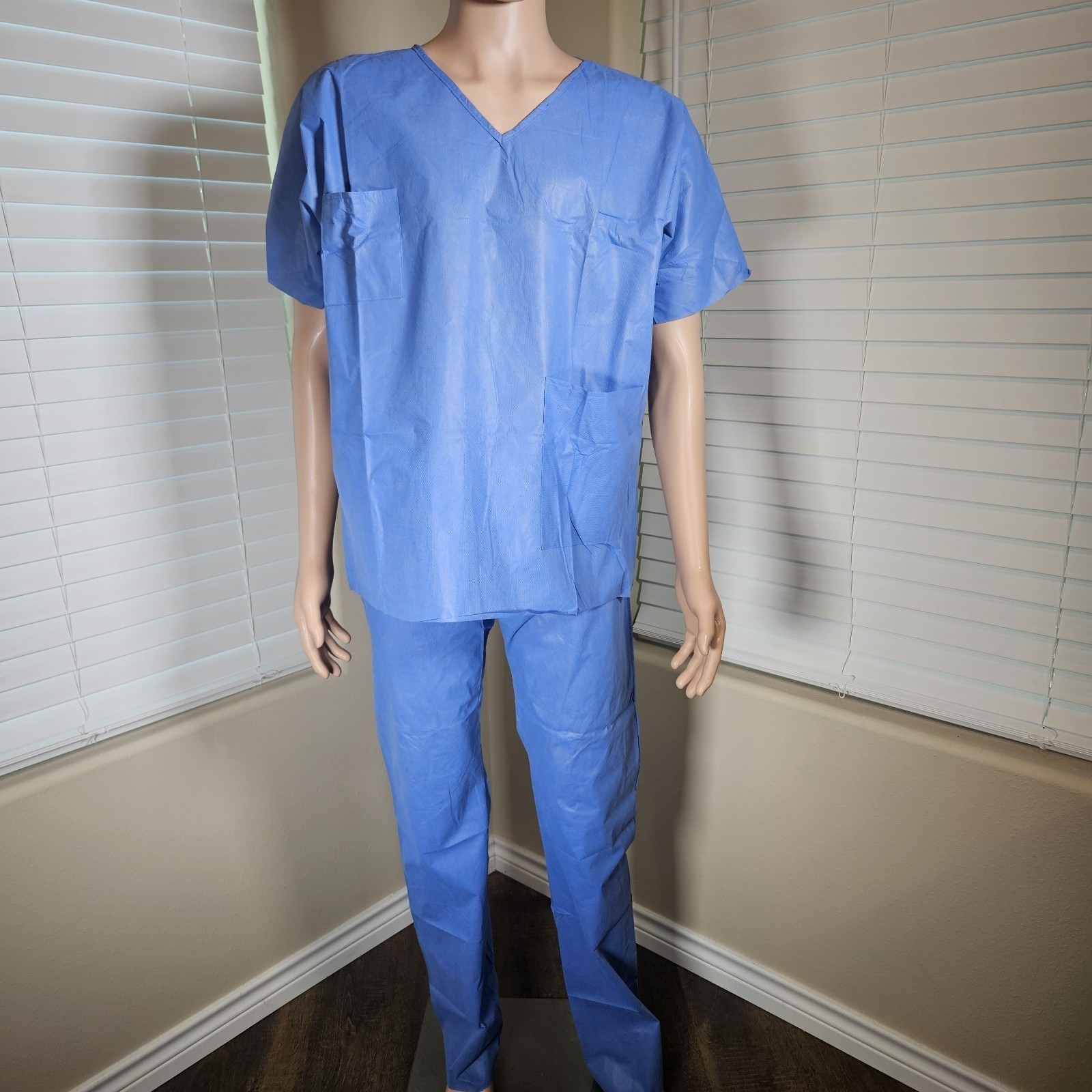 10 Pk Disposable Scrubs Pants & Shirts Liquid Wicking Unisex Lg V-Neck Pockets
