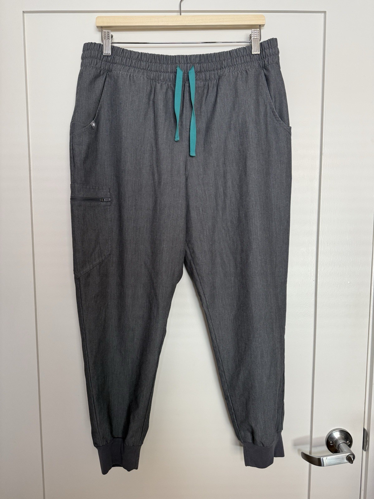 Figs Scrubs Pants Zamora Jogger Womens Sz XL/P Graphite Medical Nurse PO2011
