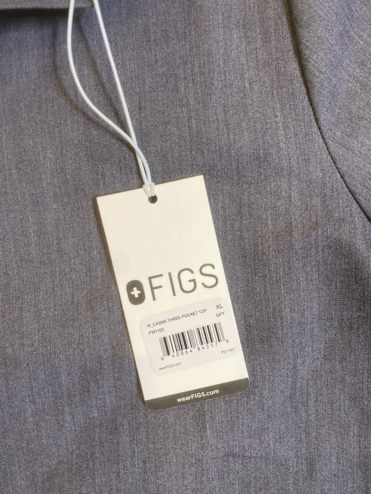 NEW FIGS Scrub Top Women XL Gray AYA Healthcare Logo NWT V Neck Short sleeve