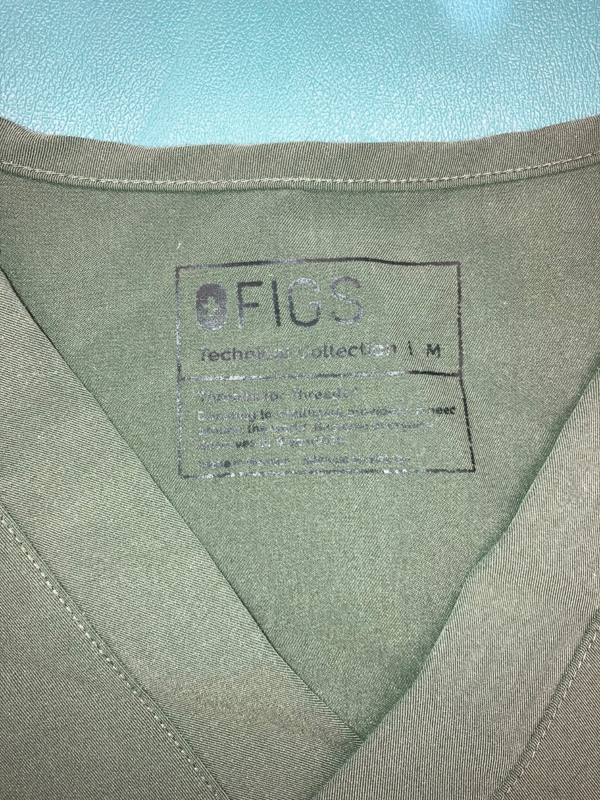 Mens Scrubs Figs medium top green