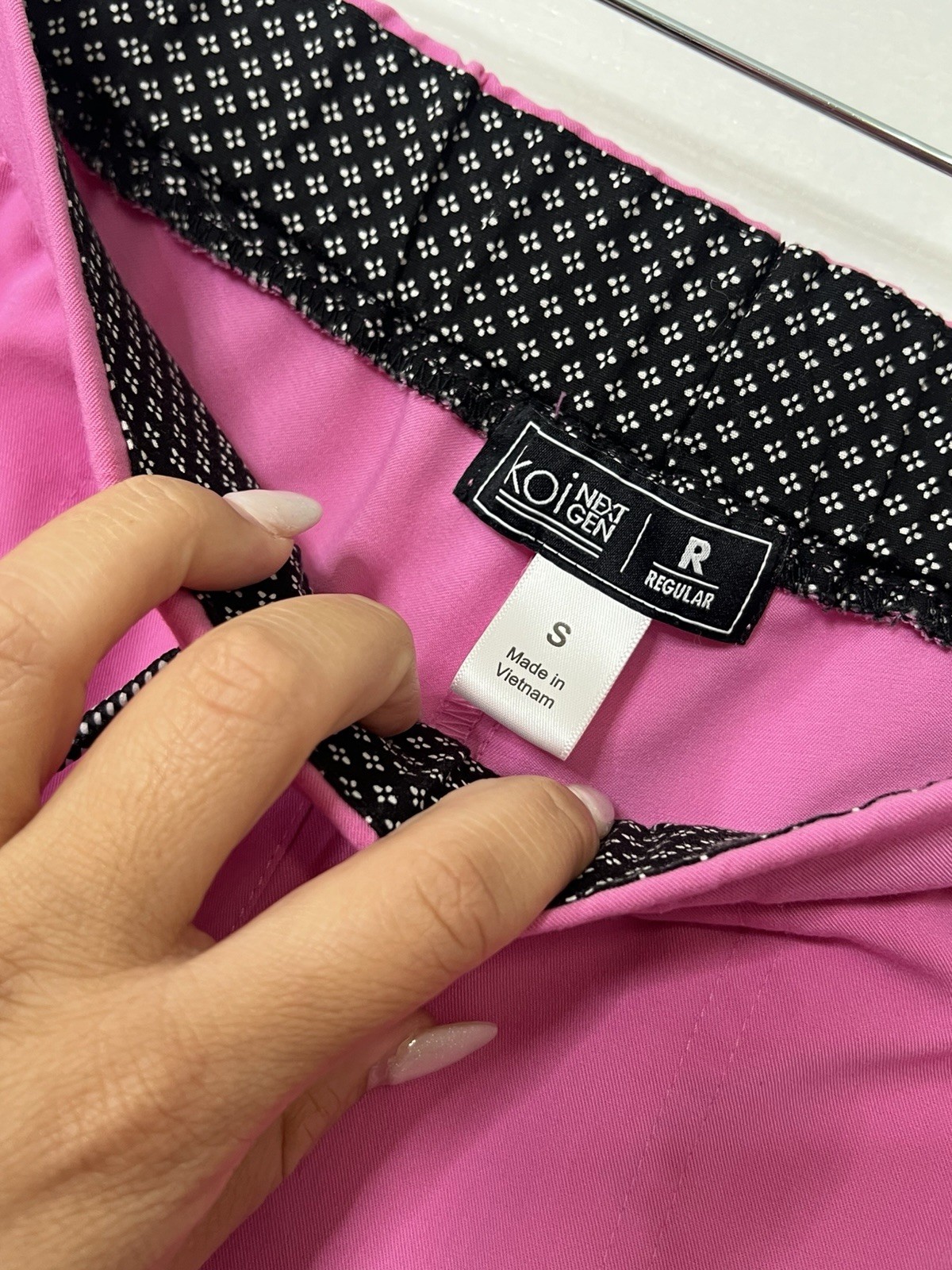 Koi Next Gen Scrub Set Pink Top M Pants S Regular Stretch Medical Nurse Uniform