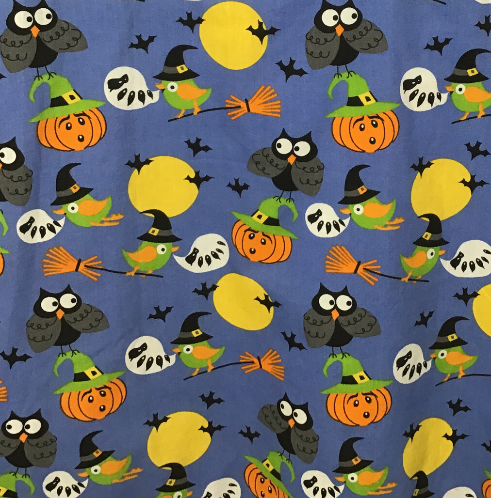 Halloween Scrub Top women size M Medium owl pumpkin Boo bats moon JackOLantern B