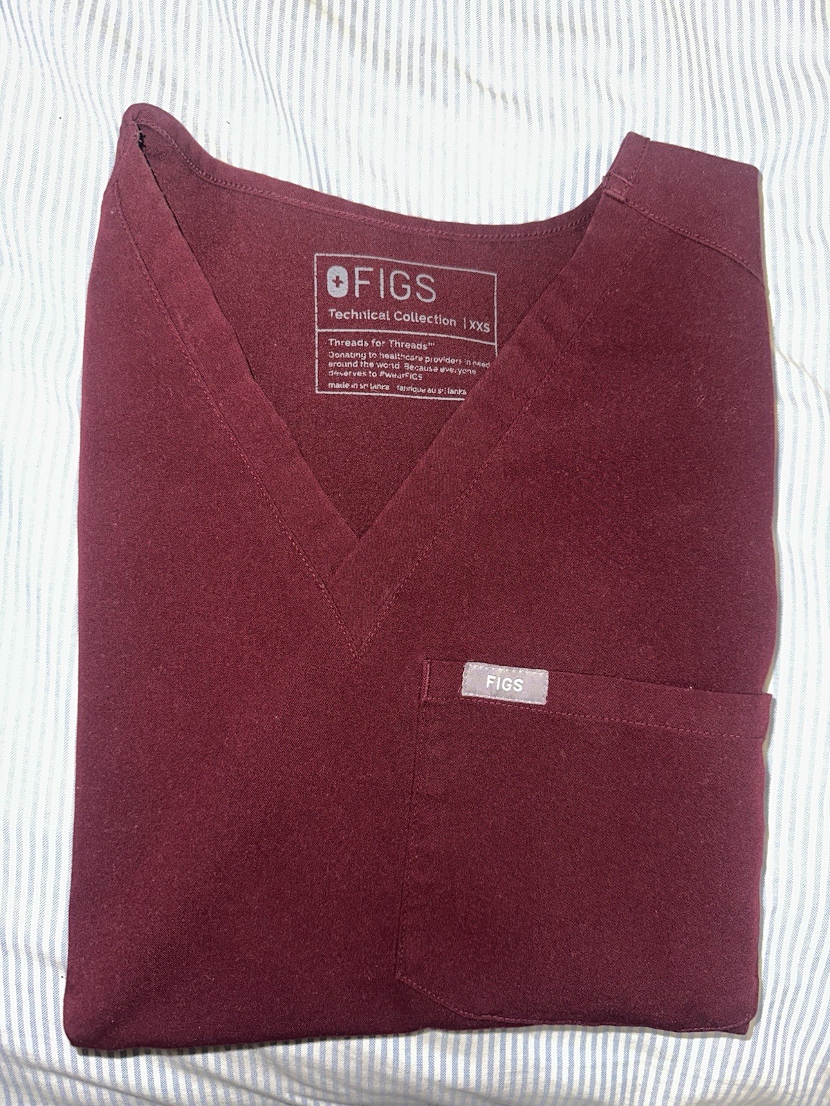Figs Catarina Women’s One Pocket Scrub Top Burgundy, Size XXS