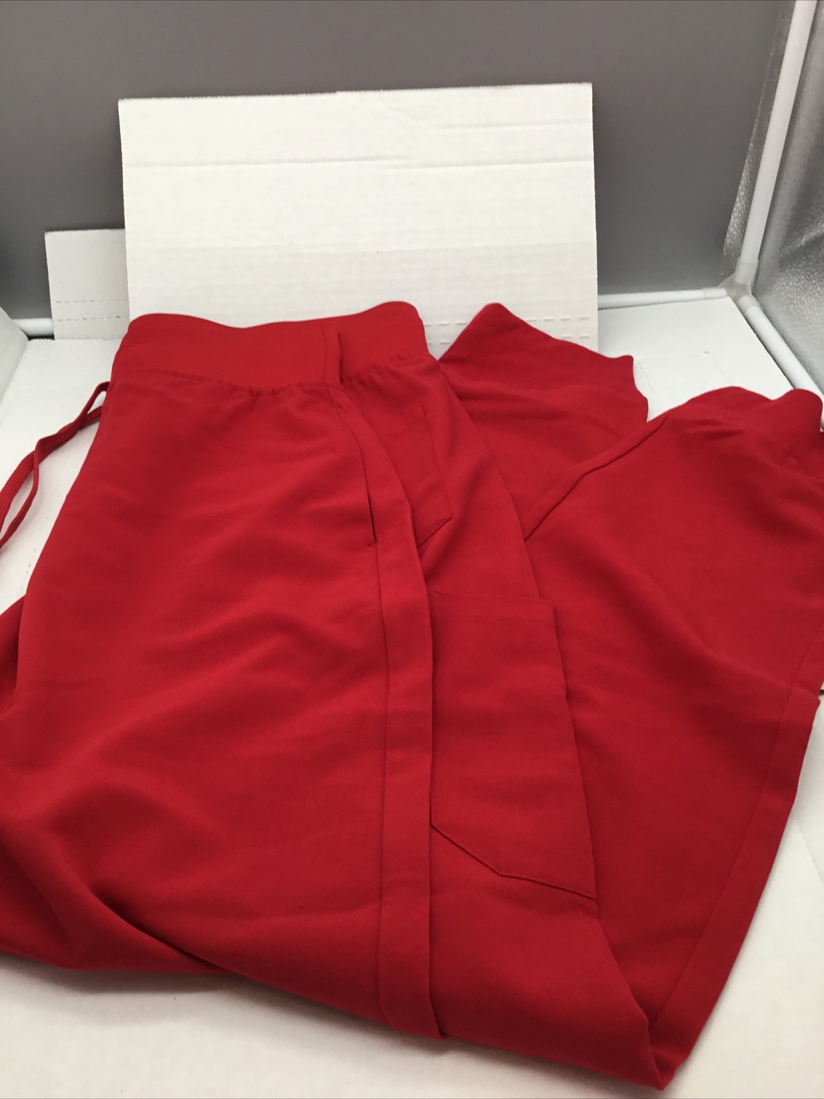 Mandala Scrubs Women High Waist Jogger Pant Size Small Color Crimson NWNT