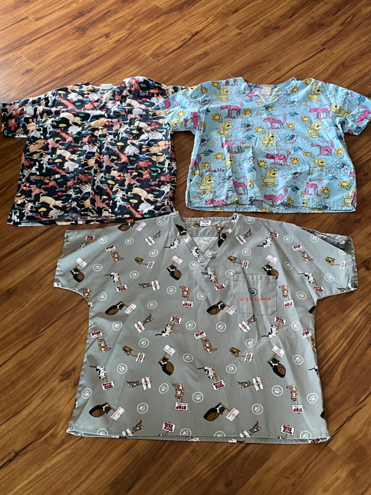 Peaches Fashion Seal Fundamentally Cotton Dog & Cat Scrub Tops Medium & Large
