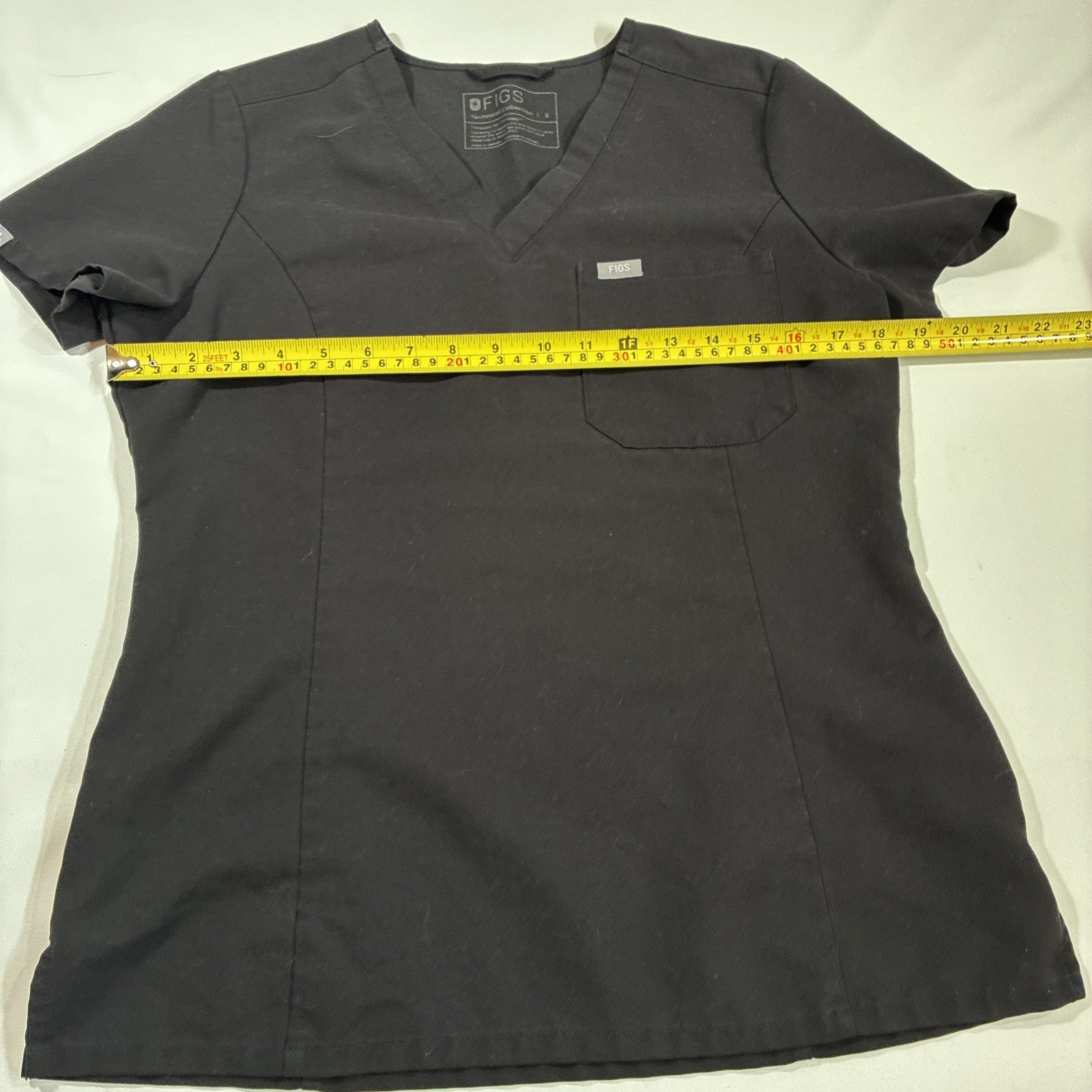 Figs Technical Collection Women’s Black Short Sleeves One Pocket Top Size S