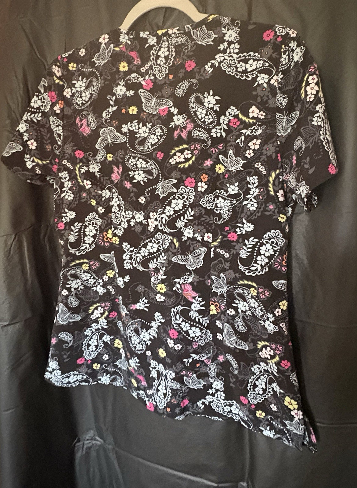 Cherokee Womens S Black Multicolor Floral Scrub Top CK678