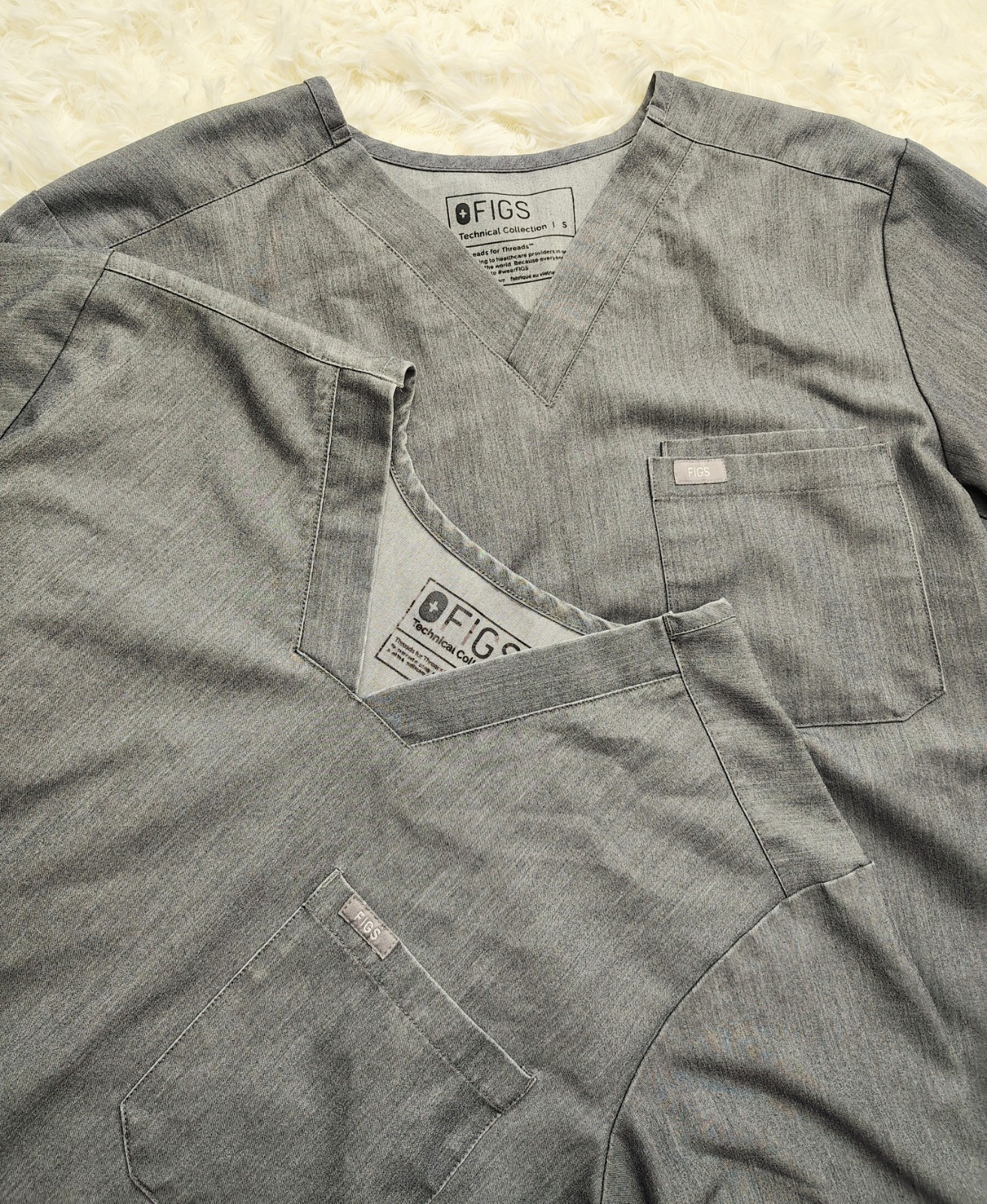Lot Of 2 Men’s FIGS Scrub Tops Graphite Gray Chisec & Leon Size Small EUC!