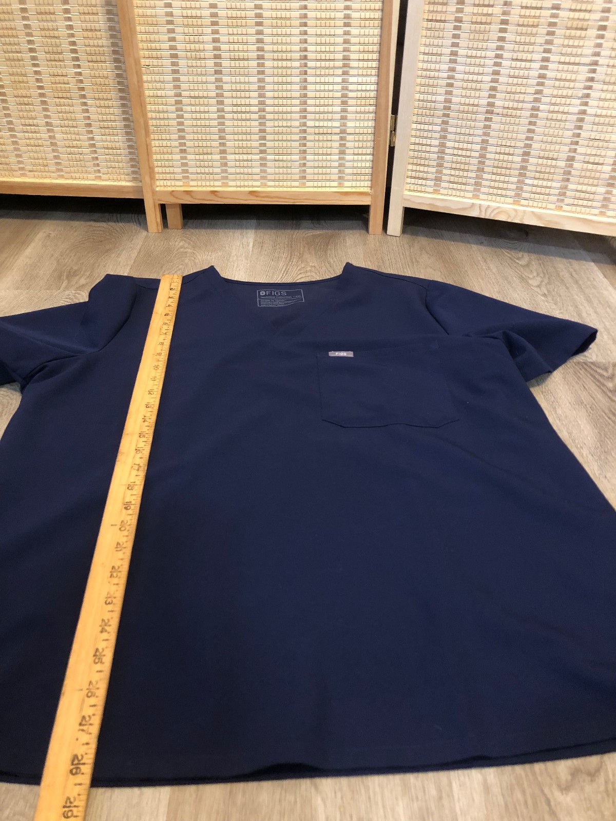 FIGS Nursing Scrubs Scrub Top Dark Blue PO#2723 Catarina XL FW1000 (h130)