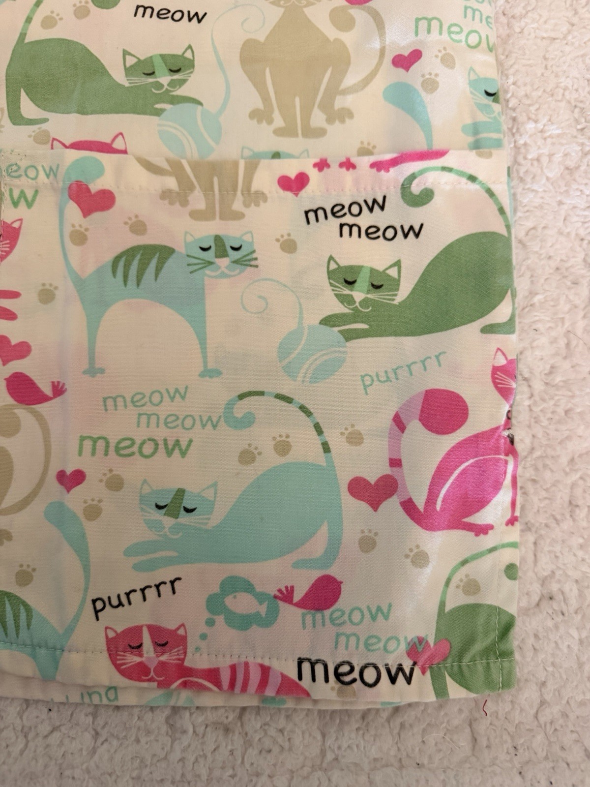 Scrub HQ Women’s M/L Cat Meow Print Scrub Top. Sc50