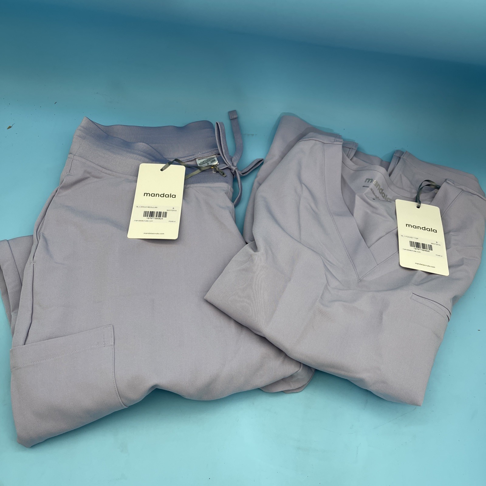 Mandala Women’s Scrub Top And Bottom Set Cargo Regular Size S Wisteria New