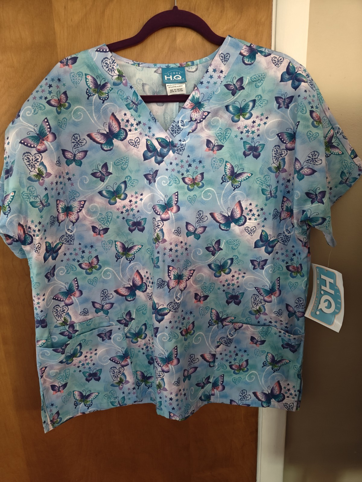 Scrub Top HQ Women’s Multi Colored Butterfly Size Large NWT