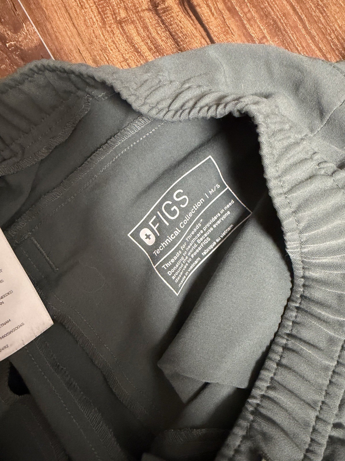 Figs Bonsai Scrub Joggers Bundle
