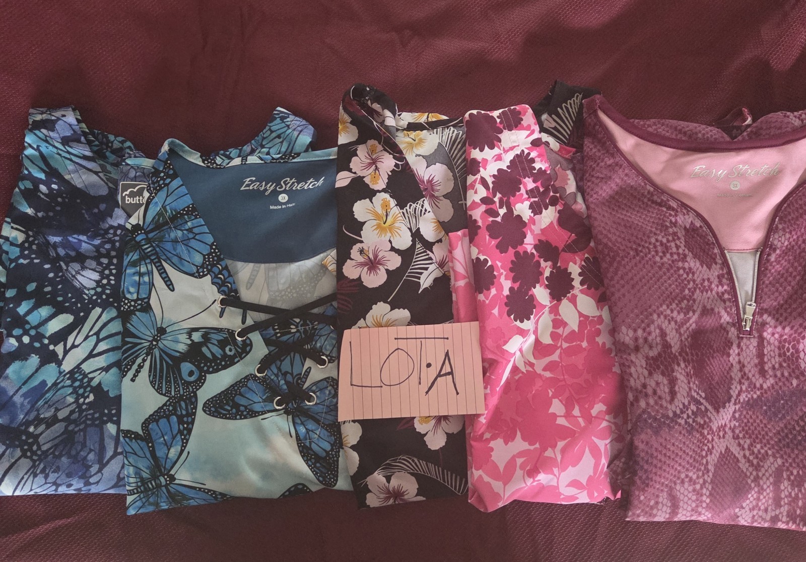 4 SCRUB TOPS SIZE 3X, LOT A