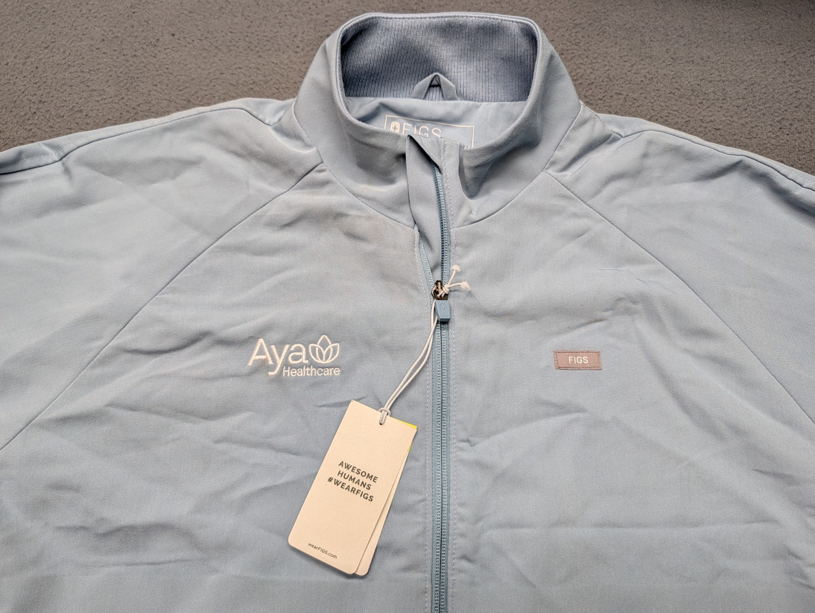 NWT FIGS Sydney Scrub Jacket Dusty Blue Full Zip Womens Size XL “Aya Healthcare”