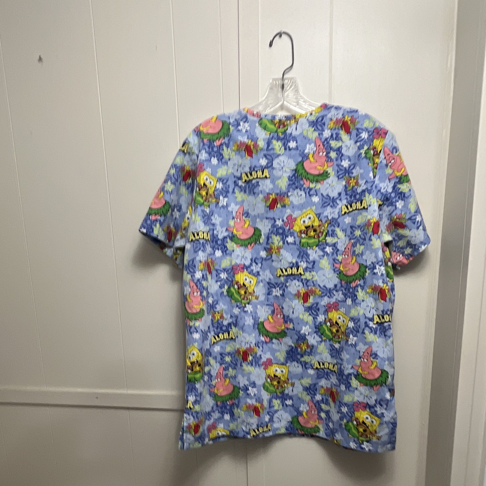 Nickelodeon SpongeBob SquarePants Unisex V-Neck Short Sleeve Scrub Top size s