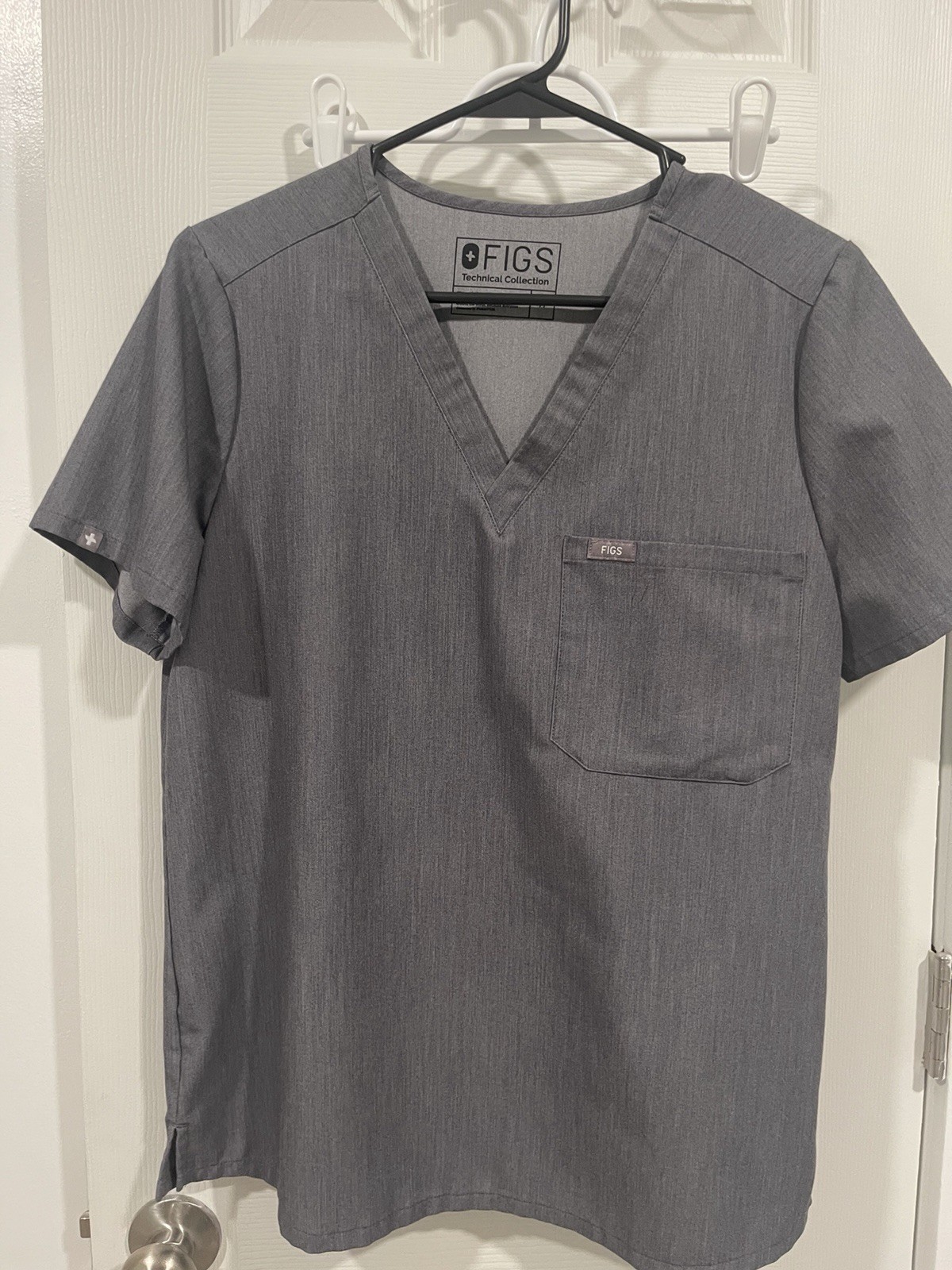 Figs Graphite Catrina Top Size Medium Women’s
