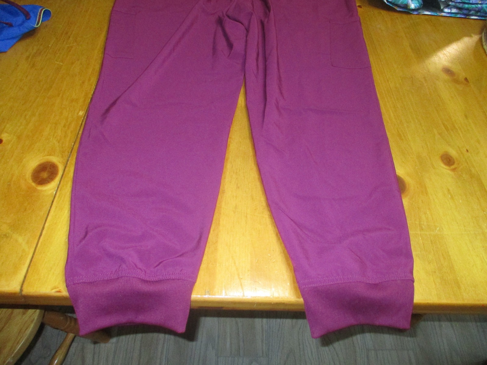 NWT Dickies Women’s Jogger Scrub Pants,Wine Color,4-Way Stretch,Sz 2 XL,29″ In