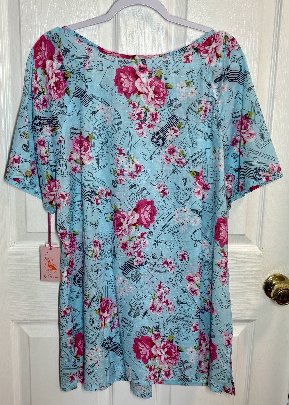 Koi Scrub Top Womens 2X Blue Pink Floral Paris Lightweight Nursing Medical NEW