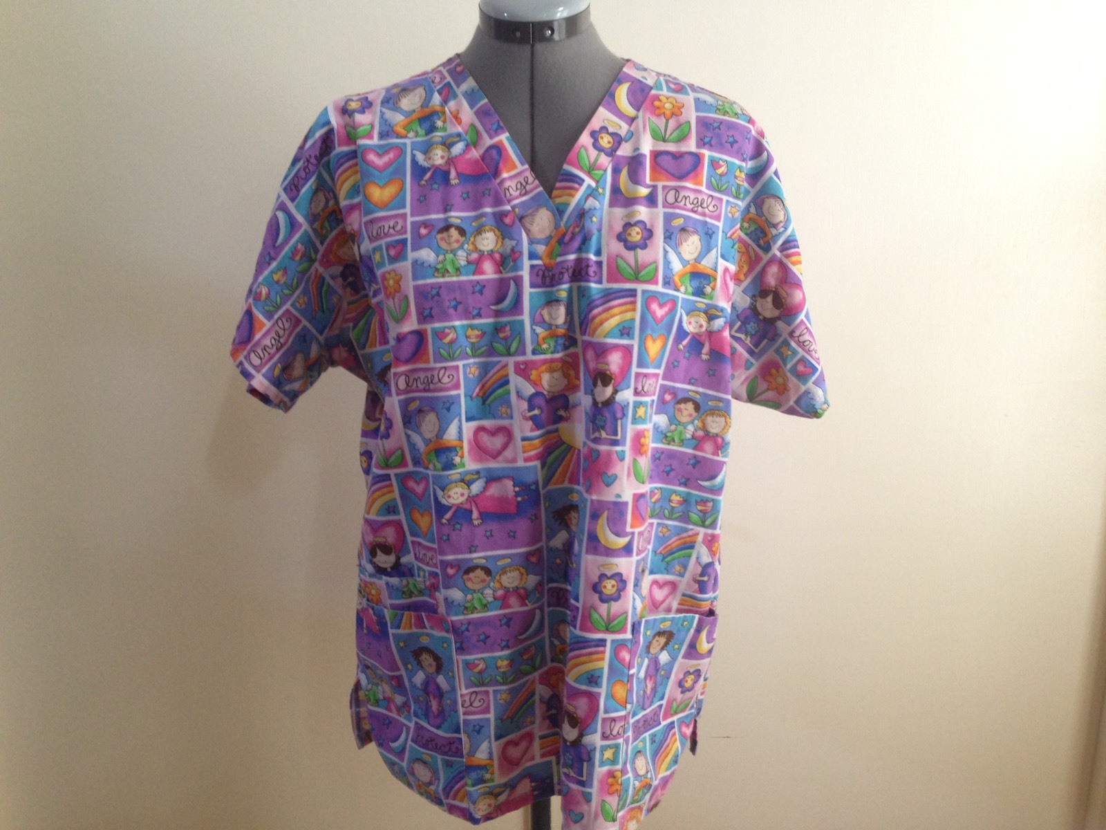 HQ Scrubs High Quality Basics Children Hearts and Flowers Double Pocket