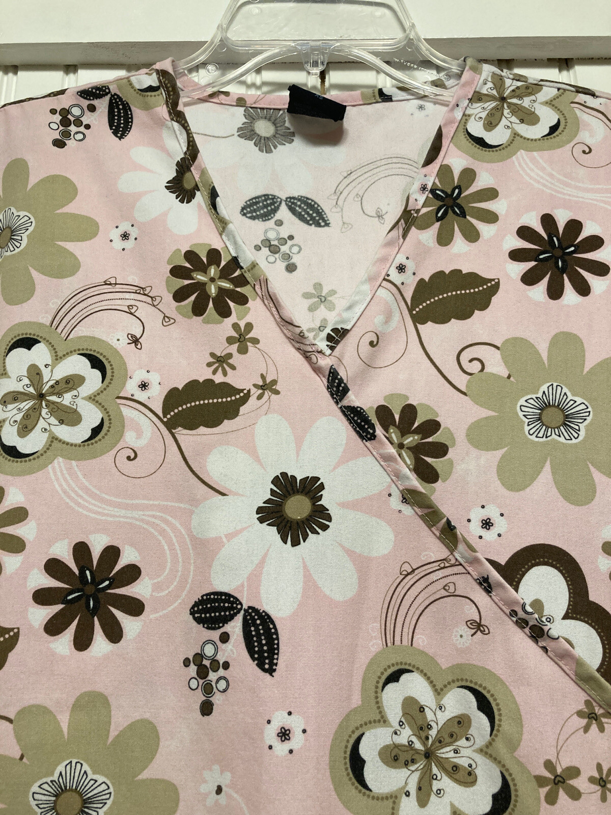 MG Medgear Scrub Top Light Pink And Brown Floral Print Size XS