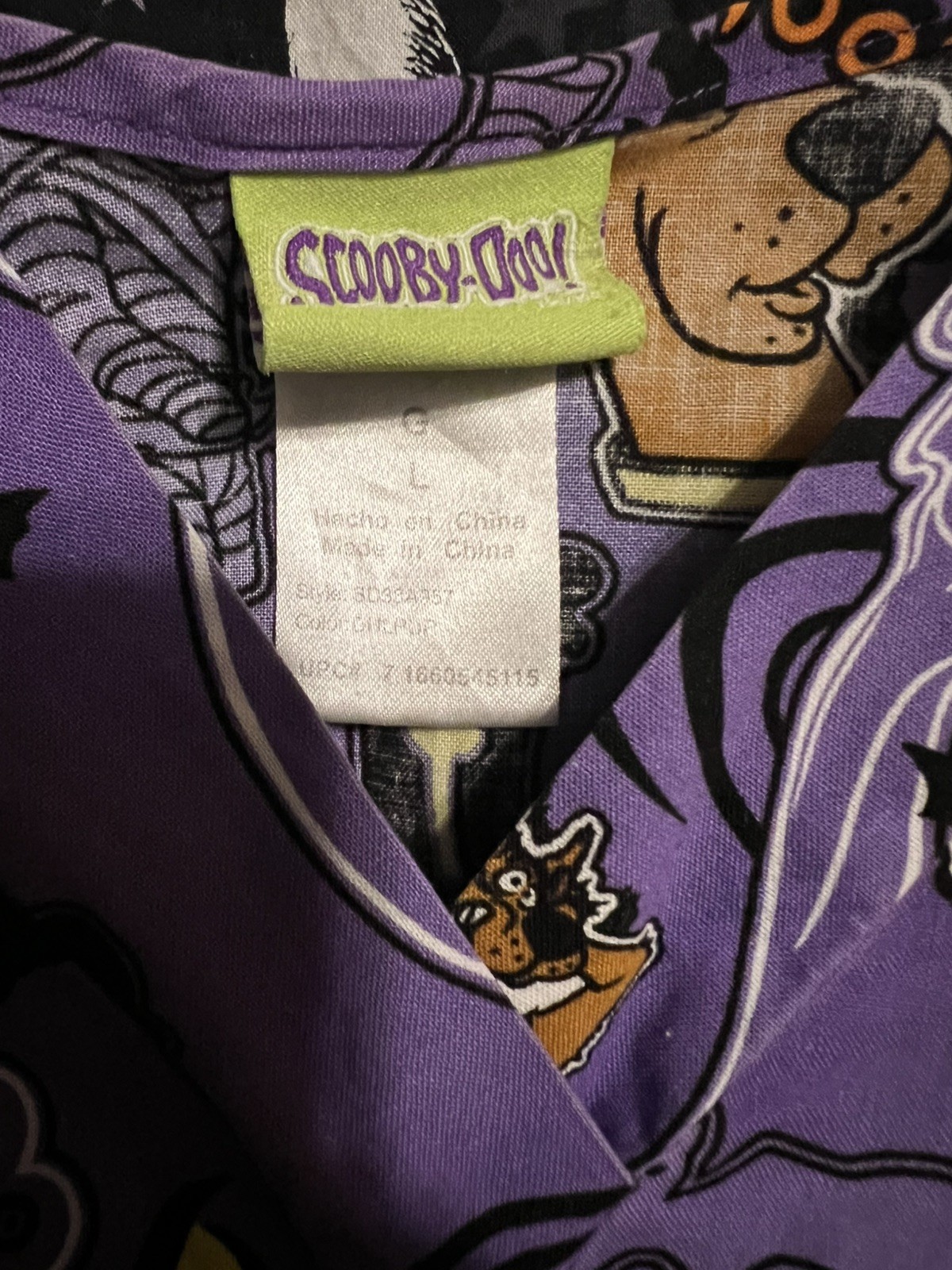 Scooby Doo Halloween Ghost Nurse Scrub Top Size Large purple black