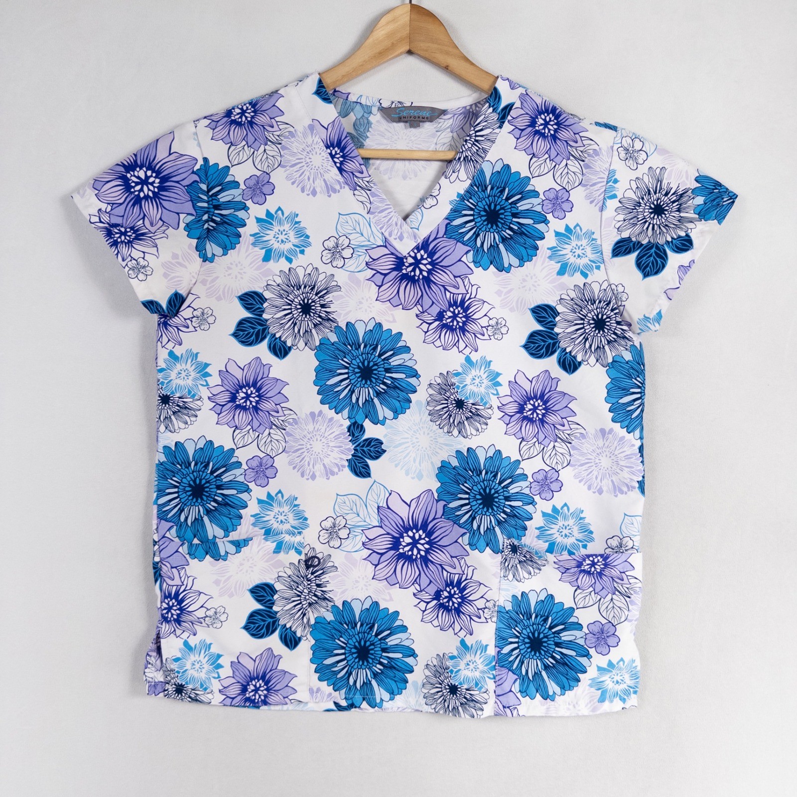 Serene Uniforms Scrub Top Womens Blue Small Floral Print Short Sleeve Medical