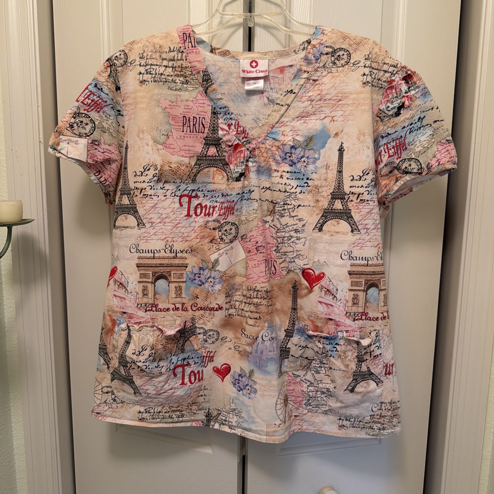 White Cross Scrub Top – Paris Eiffel Tower Print XL-great condition